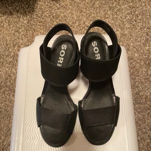 Sorel black sandals